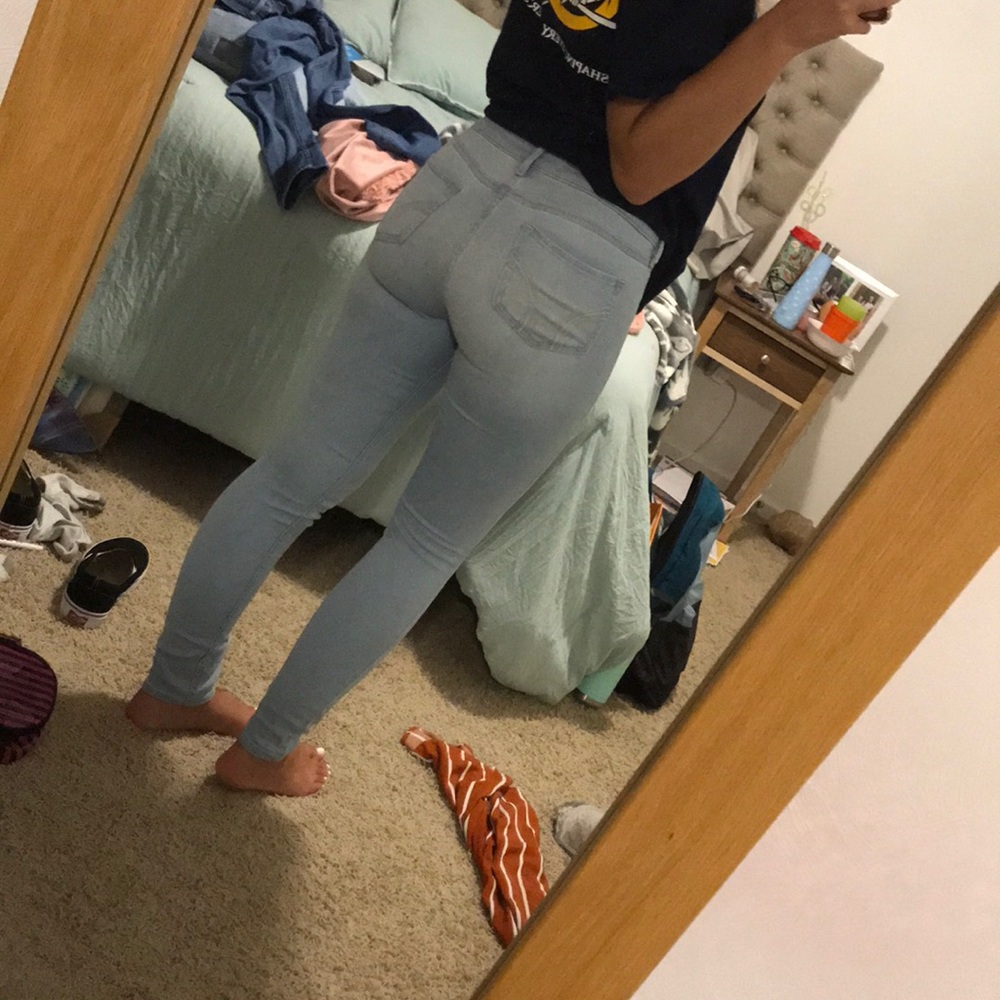 Hollister Jeans